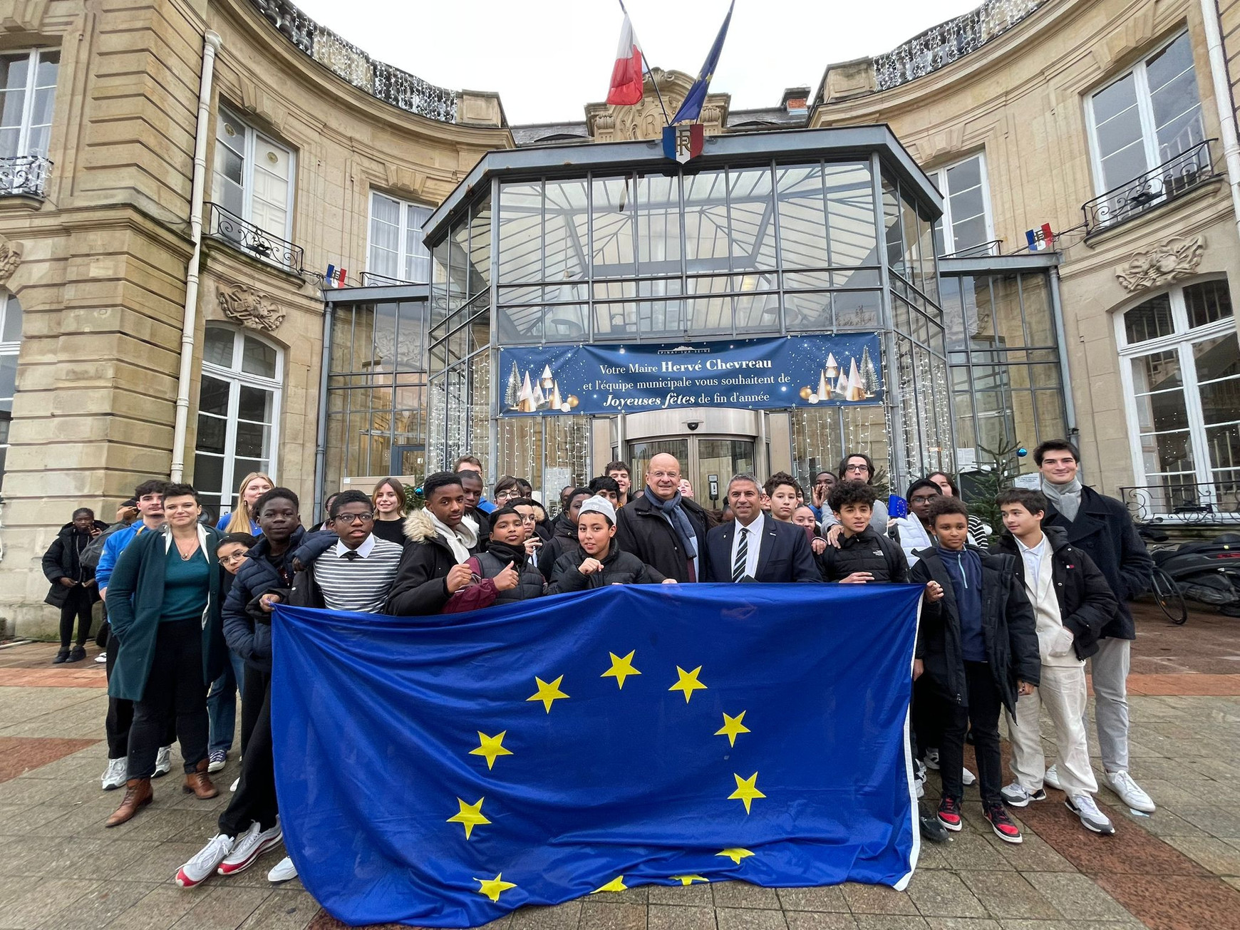 © Les Jeunes Européens Se glisser dans la peau d'un eurodéputé dans un collège de Seine-Saint-Denis