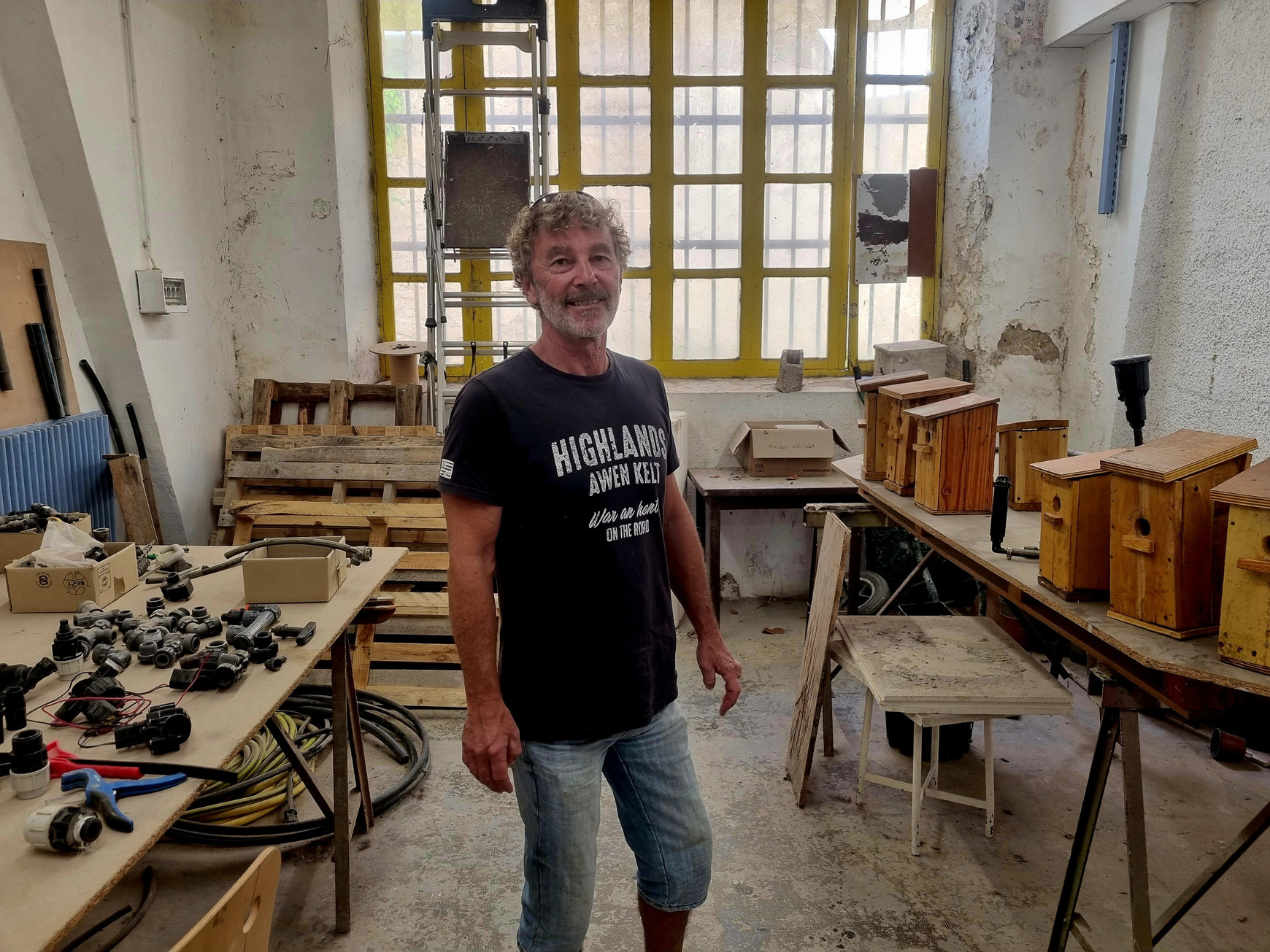 Thierry Gaubert, éducateur technique spécialisé au sein de Remob'Fouque, le dispositif d'insertion et de formation de l'association Fouque. Crédit : DR La Remob'Fouque, un tremplin pour des jeunes précaires - L'Europe vue d'ici #132