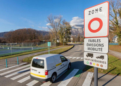 Zones à Faibles Emissions en Europe : De la protection environnementale à l'exclusion sociale ?