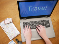 Voyages achetés en ligne : attention aux abonnements pièges !