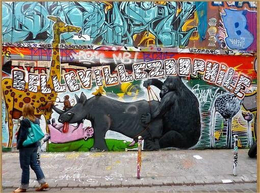 Épisode La porte à côté : Rue Dénoyez, l'envers du décor. de l'émission La Porte à Côté