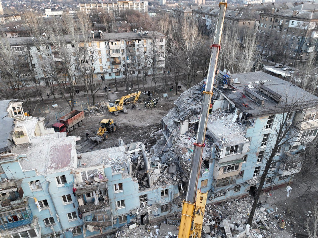 Un immeuble détruit après une attaque russe dans à Zaporijia le 4 mars 2023. © State Emergency Service Of Ukraine Ukraine. Multiplication des attaques dans la région de Zaporijia