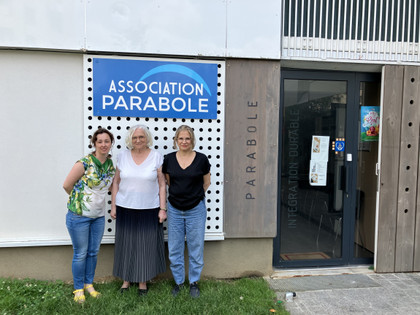 "J'ai une sorte de solidarité en moi" : Jadwiga Juchniewicz, la fondatrice de l’association Parabole intègre les étrangers à Paris
