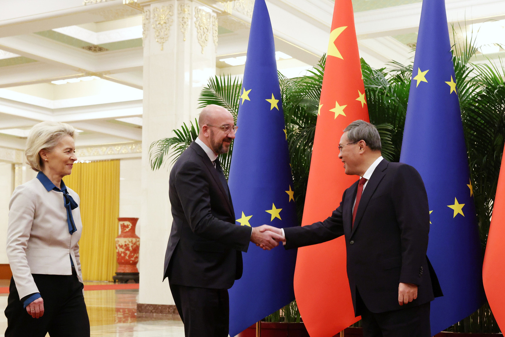 Ursula VON DER LEYEN (President of the European Commission), Charles MICHEL (President of the European Council), Li QIANG (Premier of China) - European Union Les relations entre l’Europe et la Chine