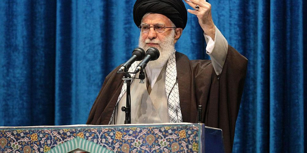 Ali Khamenei, à la tête de l'Iran depuis 1989. Diplomatie en panne : l’UE face à la crise israélo-iranienne