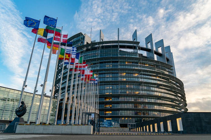 Le Parlement européen n'a-t-il vraiment aucun droit d'initiative législative- Les Surligneurs