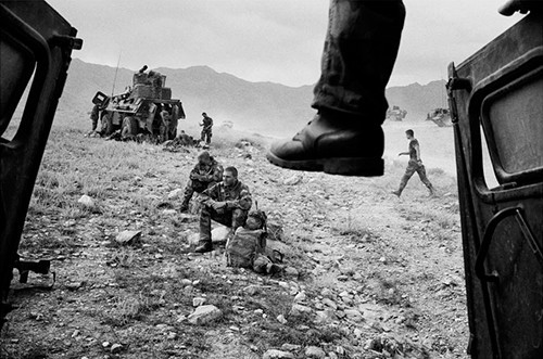 Éric Bouvet Afghanistan : le pays à travers les yeux d'un photographe - Éric Bouvet