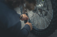 Auto-réparer son vélo avec l'association Place au Vélo