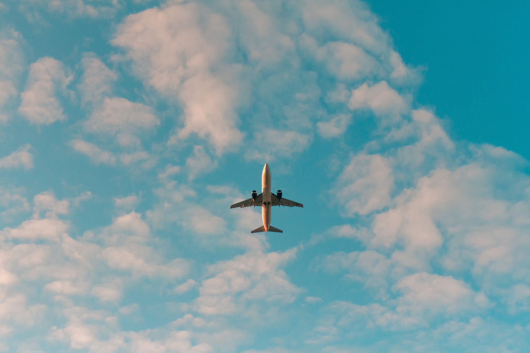 @Philip Myrtorp / Unsplash Voyage en avion : vers une harmonisation européenne des bagages cabine ?