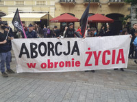 Avortement en Pologne : un droit de plus en plus menacé sous la présidence de Karol Nawrocki