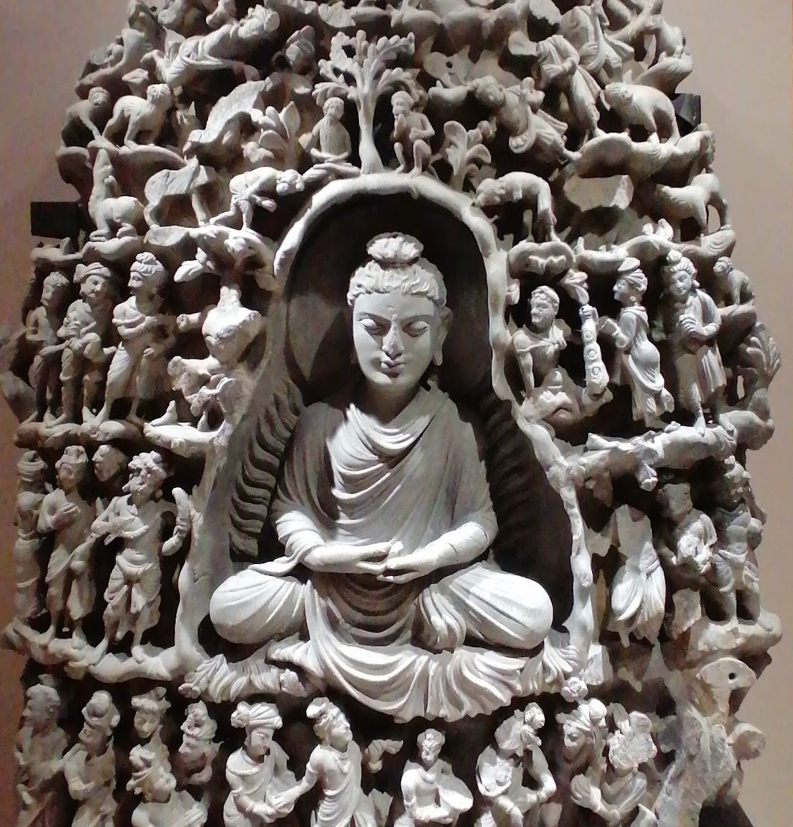 Brahma, Vishnou, Shiva, Parvati et les autres. En visite commentée