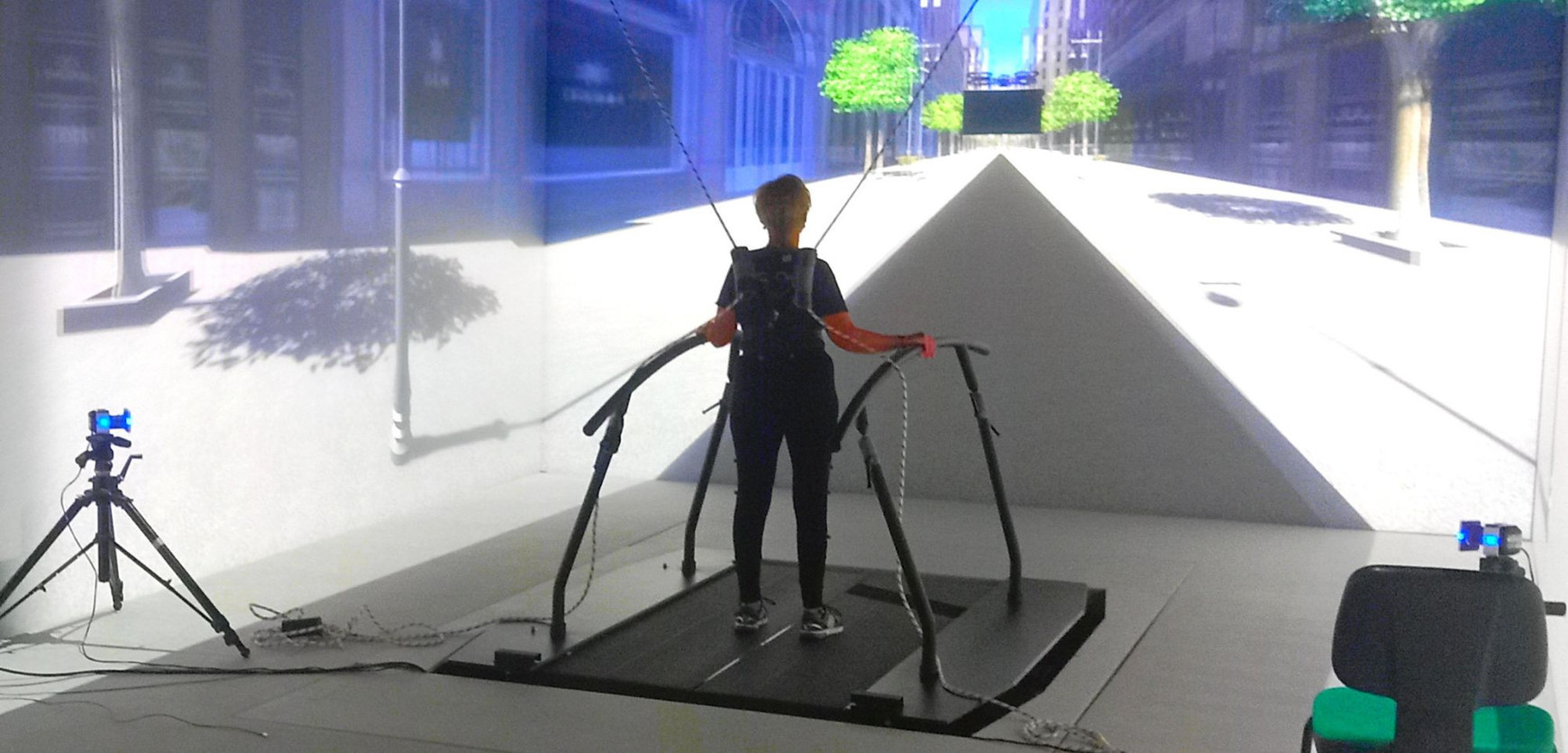 À Caen, la réalité virtuelle aide à déceler les prémisses des maladies neuro-évolutives - L'Europe vue d'ici #30