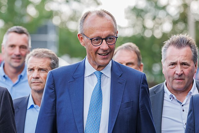 Le leader de la CDU Friedrich Merz en campagne électorale à Erfurt en août 2024 [Photo de Steffen Prößdorf / Wikimedia commons / CC BY-SA 4.0] La semainière de Quentin Dickinson