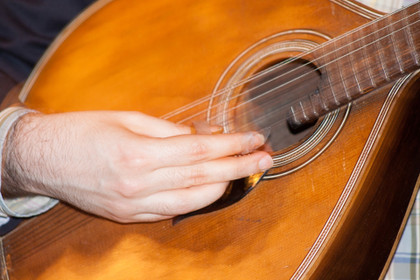 C’est quoi le fado ? - Mia Europo