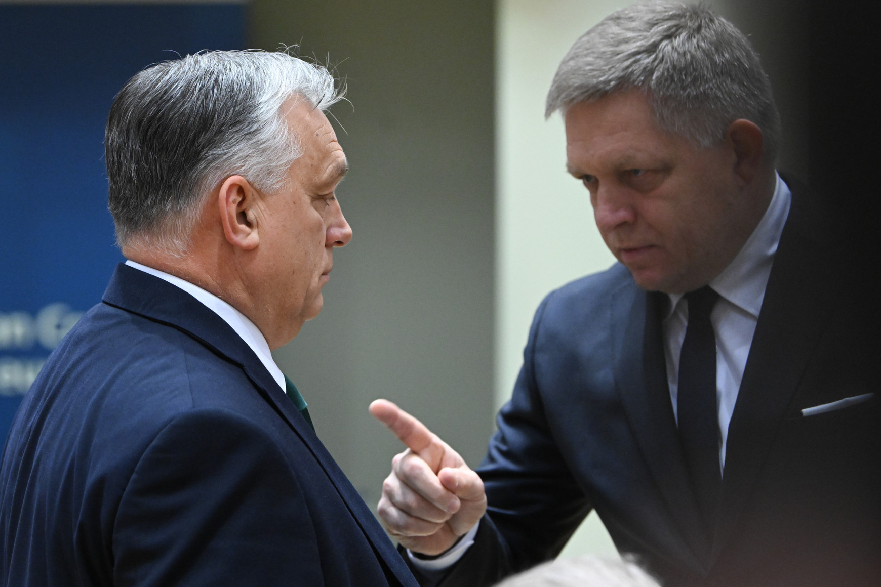 Viktor ORBÁN (Prime Minister, Hungary), Robert FICO (Prime Minister, Slovakia) / ©European Union La fin de deux longues crises