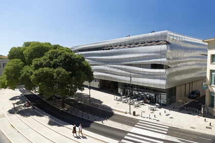 Nîmes : la femme romaine dans tous ses états