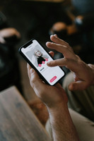 Quand les applications et sites de rencontres tentent de vous séduire