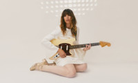 Melody's Echo Chamber - "Daisy"
