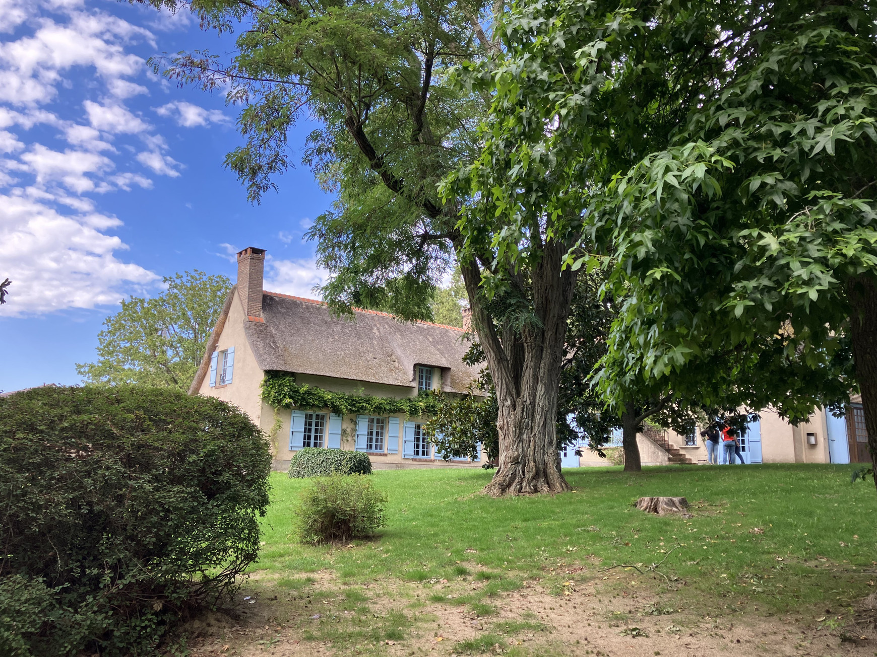 La Maison Jean Monnet est l'endroit idéal pour découvrir le cadre de vie et de travail de l'un des architectes de l'Europe. © Lou Surrans Sur les traces de Jean Monnet