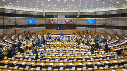 Le parlement européen en faveur d'une révision des traités - EuropaNova