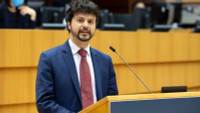 De nouvelles règles pour la sécurité des jouets ! - interview de l'eurodéputé Brando Benifei