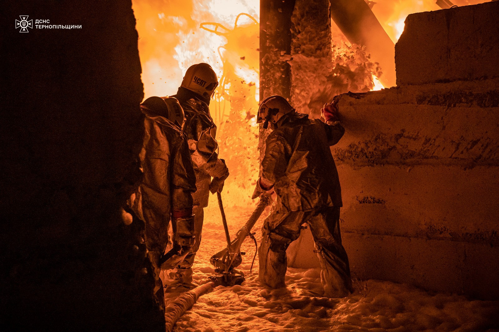 Service des secours ukrainiens - dsns.gov.ua/en Frappe russe expérimentale sur Dnipro : changement d'échelle ou coup de bluff ?