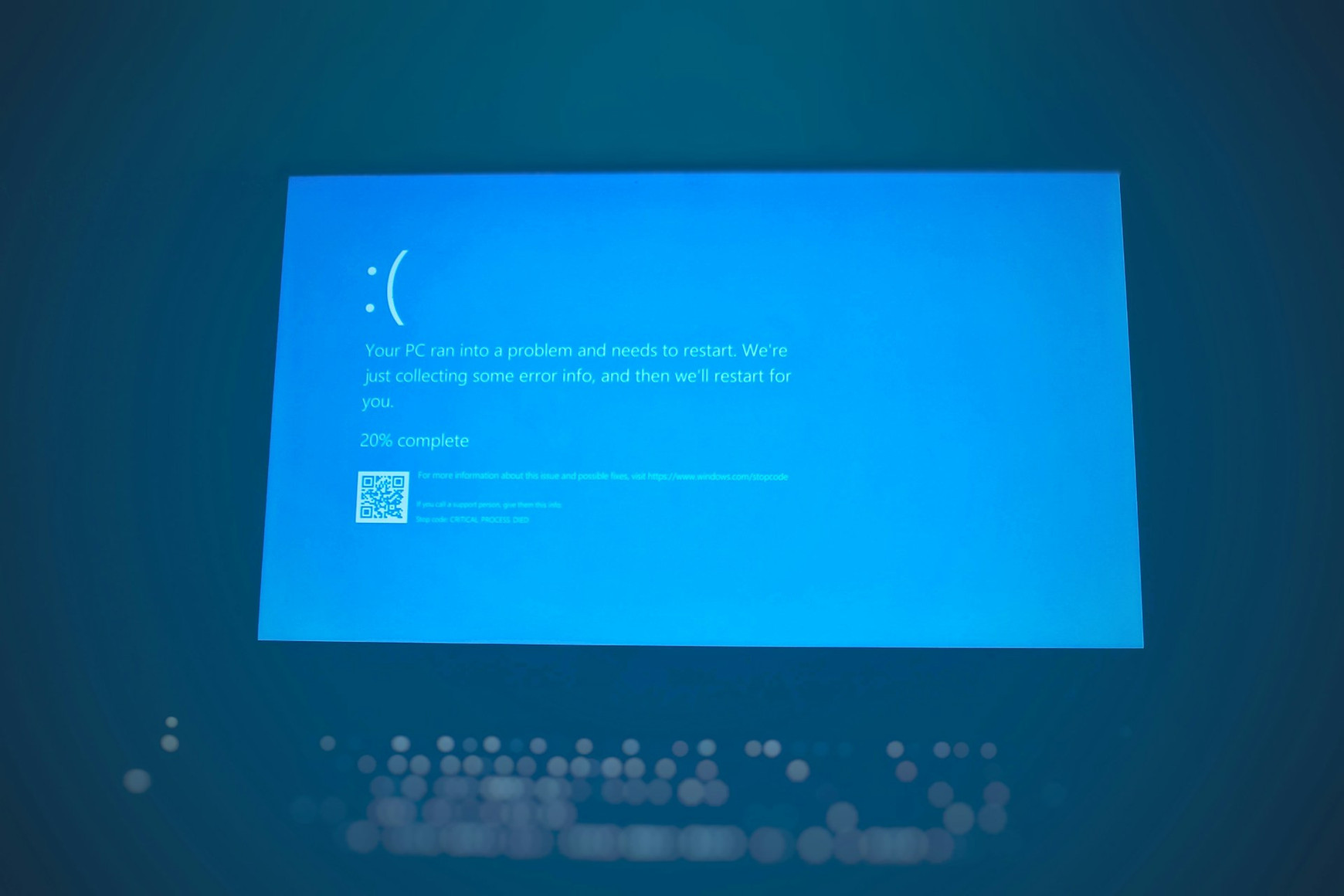 Photo de Joshua Hoehne sur Unsplash Non à la taxe Windows