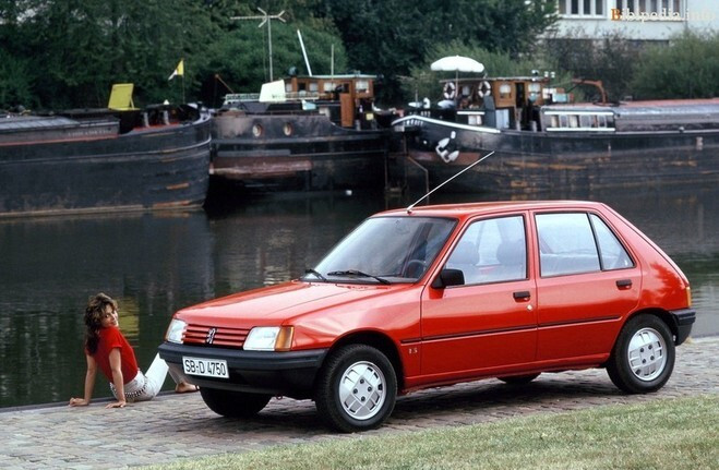 Épisode La tuture à papa - Peugeot 205 de l'émission La tuture à papa