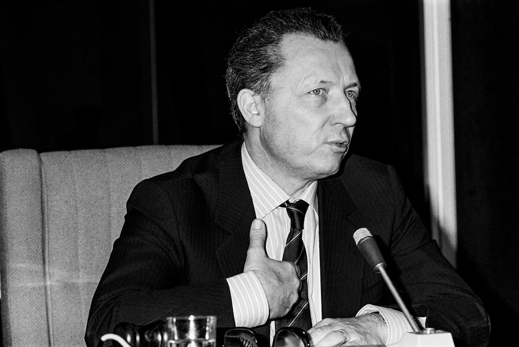 © Communautés européennes 1985 Jacques Delors : la question de la conviction et la responsabilité