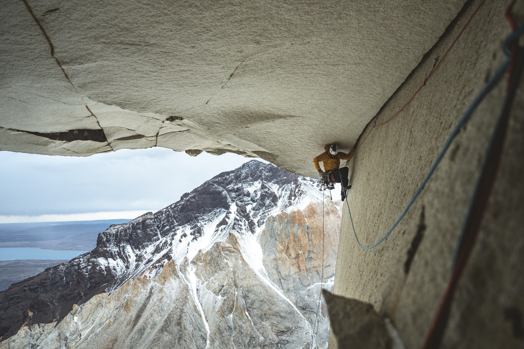 Copyright Drew Smith Riders on The Storm, Patagonie avec Siebe Vanhee