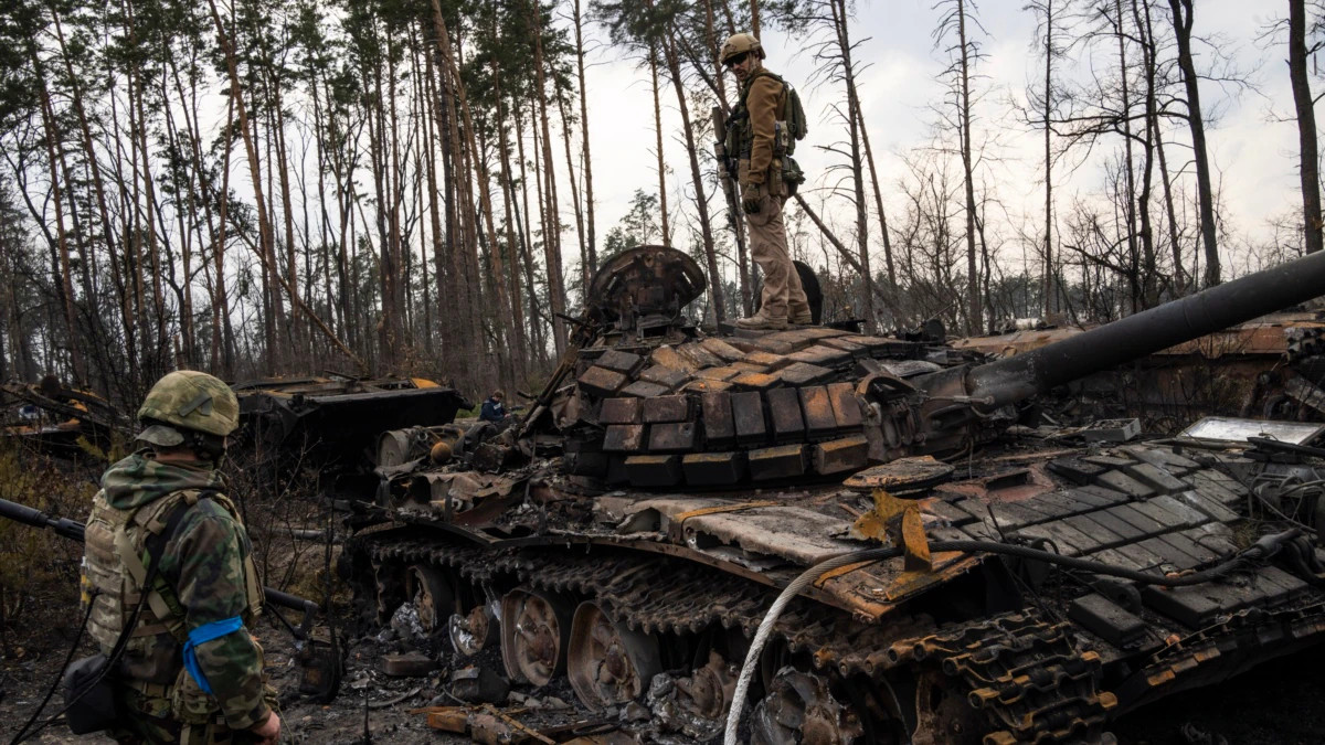 Quelles manœuvres russes se cachent derrière la guerre en Ukraine ? - Quentin Dickinson