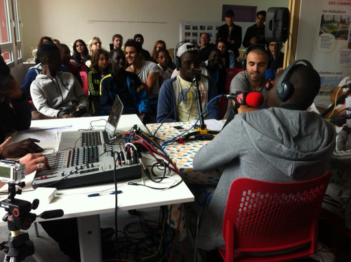 L'Oeil à l'Ecoute : Le Grand Pari(s) des Jeunes de...