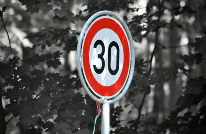 La limitation de la vitesse à 30 km/h échauffe les esprits