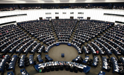 Coup de filet au Parlement Européen - Quentin Dickinson