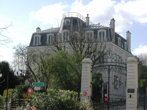 Paris extramuros vers un Desperate housewives à la...