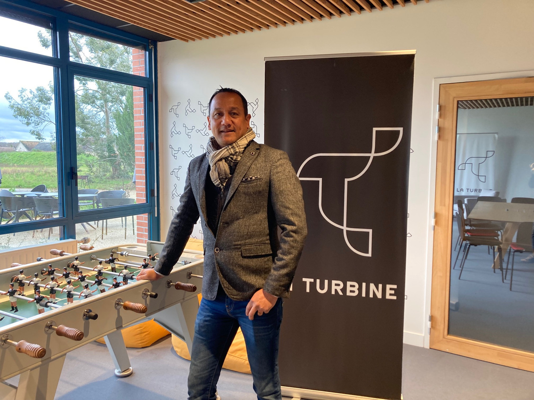 Jean-Claude Célestin est le directeur de la Turbine. © Lou Surrans Incubateur d’entreprises : un projet local et européen à Cergy-Pontoise