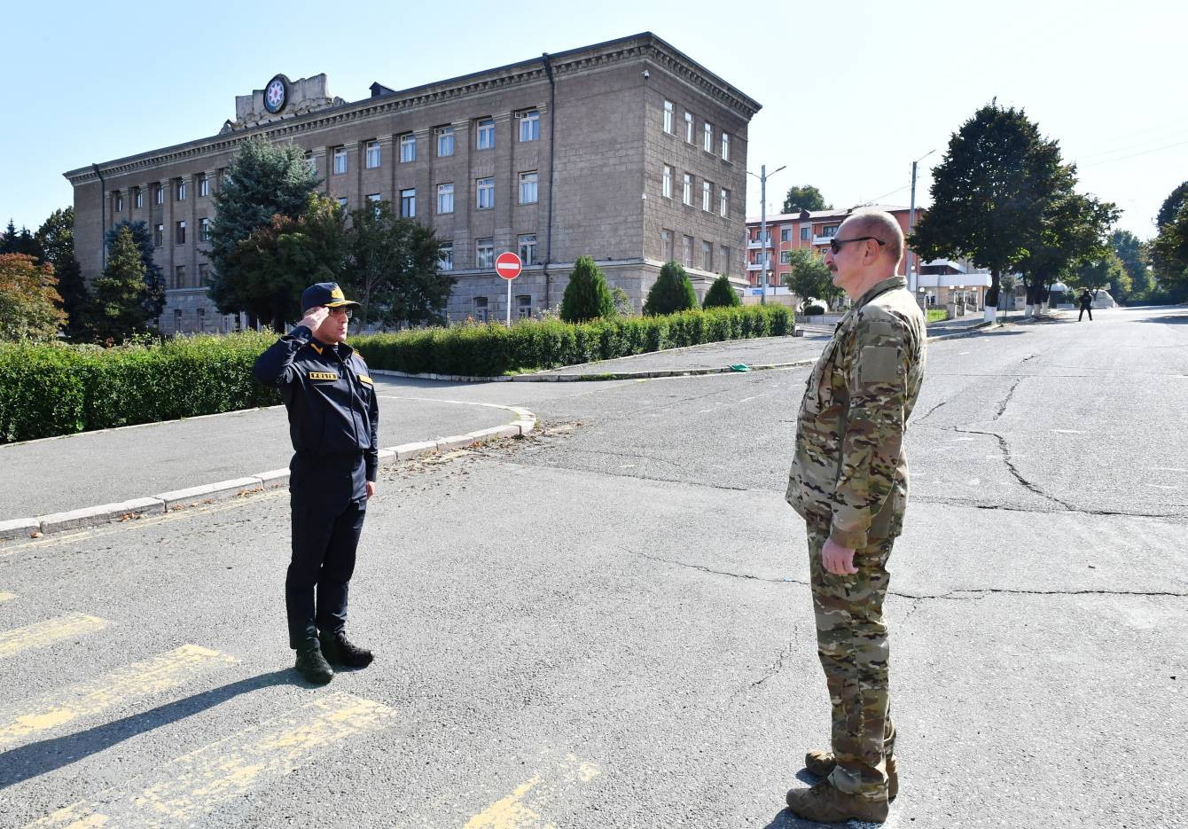 Le président azerbaïdjanais Ilham Aliev dans la ville de Stepanakert rebaptisée Khankhendi, le 15 octobre 2023. Michel Marian - Le Karabakh vidé de ses habitants